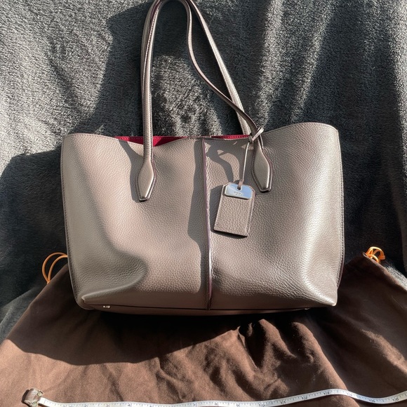 Tod’s Gray Genuine Leather Tote Bag - Picture 10 of 14
